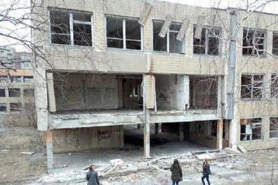 В ОРДО обвалились бетонные панели школы, фото - real-vin.com - Донецк - Первомайск - Харцызск