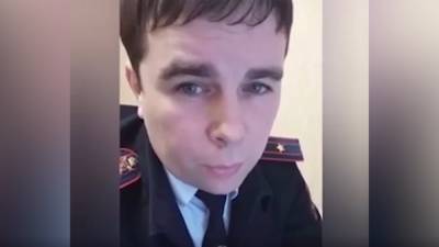 Алексей Навальный - Суд не стал восстанавливать на службе майора, поддержавшего оппозицию - svoboda.org - Курск