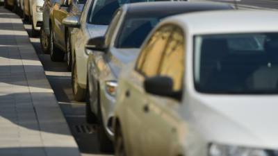 229 парковочных мест только для резидентов появятся в столице с 5 апреля - m24.ru - Москва