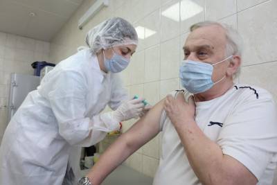 Андрей Воробьев - Около 500 тысяч человек привились от коронавируса в Подмосковье - vm.ru - Московская обл.