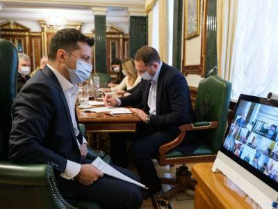 Владимир Зеленский - Михаил Федоров - Зеленский заявил о необходимости введения "паспортов вакцинации" для украинцев - gordonua.com - Украина - Швейцария