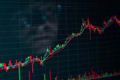 Эксперт рассказал, чего ждать инвесторам в апреле - smartmoney.one - Москва