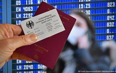 Владимир Зеленский - Зеленский предлагает ввести паспорта вакцинации - korrespondent.net - Киев