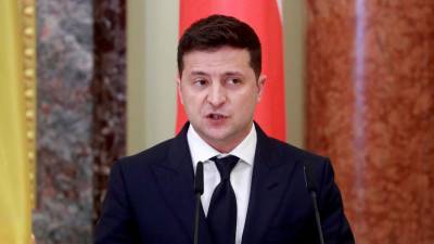 Владимир Зеленский - Зеленский призвал разработать на Украине систему паспортов вакцинации - russian.rt.com - Швейцария - Washington