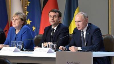 Владимир Зеленский - Владимир Путин - Дмитрий Песков - Ангела Меркель - Эммануэль Макрон - Эммануэля Макрон - Штеффена Зайберта - В Кремле рассказали о подготовке видеоконференции Путина, Меркель и Макрона - 5-tv.ru - Россия - Германия - Франция - Париж - Берлин - Донбасс