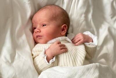 принцесса София - Придворные обнародовали первое фото новорожденного сына принца Швеции - kp.ua - Киев - Швеция