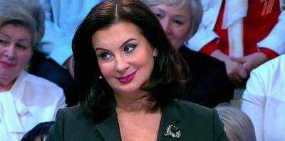 Екатерина Стриженова - Екатерина Стриженова упала во время съемок шоу Время покажет и сломала руку – видео момента - ТЕЛЕГРАФ - telegraf.com.ua - Россия