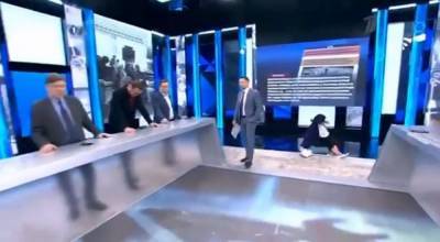 Руслан Осташко - Екатерина Стриженова - Российская пропагандистка Стриженова упала в прямом эфире: видео - 24tv.ua
