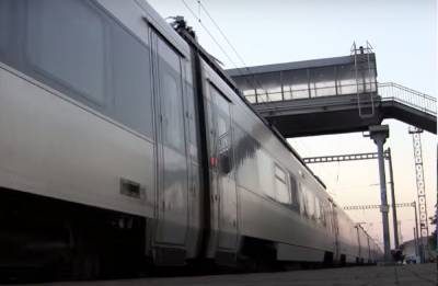 Троща на залізниці: швидкісний потяг Київ-Запоріжжя злетів з рейок. Кадри з місця подій - ukrainianwall.com - місто Київ - місто Запоріжжя