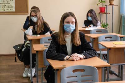 Итоговое сочинение для выпускников перенесли на 15 апреля - vm.ru