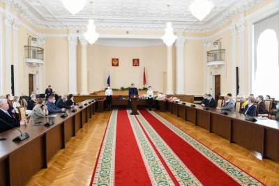 Алексей Островский - Губернатор Смоленской области наградил отличившихся смолян - mk-smolensk.ru - Смоленская обл.