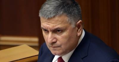 Дмитрий Гордон - Арсен Аваков - Глава МВД Украины Аваков предложил транслировать украинские каналы на русском языке по всему миру - reendex.ru