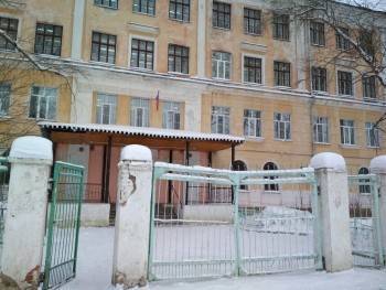 В Вологодской школе №7 частично прекратили уроки из-за прогнившей системы перекрытий - vologda-poisk.ru - Вологда