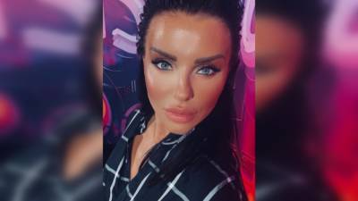 Юлия Волкова - Певица Юлия Волкова решила «вернуть лицо» после неудачной пластики - inforeactor.ru