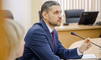 Александр Осипов - Андрей Гурулев - Глава Забайкалья пытался записаться на прививку от коронавируса через горячую линию. У него ничего не вышло - og.ru - Забайкальский край - Чита
