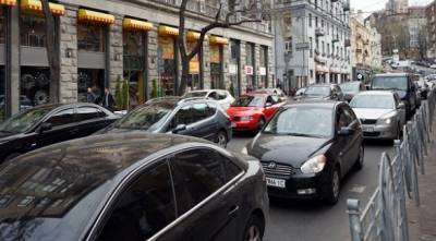 В Киеве все мосты и ряд улиц сковали пробки - news.bigmir.net - Киев - Столица