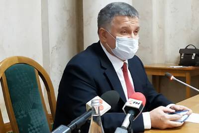 Дмитрий Гордон - Арсен Аваков - Аваков призвал украинцев готовиться к распаду России - lenta.ru - Киев - Крым - ГДР