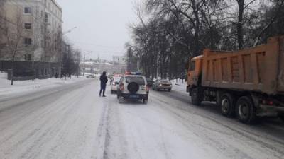 В Уфе под колеса машин попали мужчины - ufacitynews.ru - Уфа