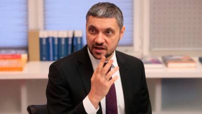 Александр Осипов - Губернатор Забайкалья не смог записаться на прививку от COVID-19 - gazeta.ru - Забайкальский край - Чита