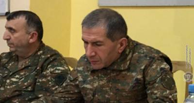 Армен Саркисян - Никола Пашинян - Оник Гаспарян - Ни президент, ни премьер не могут снять главу Генштаба ВС Армении с поста – эксперт - ru.armeniasputnik.am