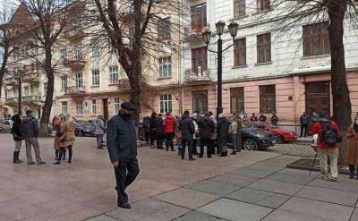 В Черновцах предприниматели требуют ослабить карантин - news.bigmir.net - Черновицкая обл. - Черновцы