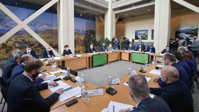 Михаил Мишустин - Алтайцев призвали улыбаться для привлечения туристов - iz.ru - Алтайский край - респ. Алтай