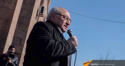 Никол Пашинян - Вазген Манукян - Оник Гаспарян - На войне так на войне: Вазген Манукян считает, что армия не подчинится решению Пашиняна - ru.armeniasputnik.am