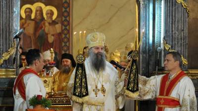 патриарх Ириней - Патриарх Сербский самоизолировался после контакта с больным COVID-19 - russian.rt.com - Сербия