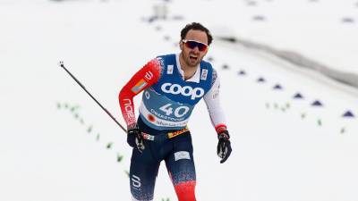 Александр Большунов - Норвежский лыжник Холунд выиграл гонку с раздельным стартом на ЧМ, Большунов не попал в топ-3 - russian.rt.com - Норвегия