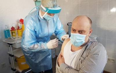 В Одессе вакцинировали чиновников департамента здравоохранения ОГА - korrespondent.net - Одесса - Одесская обл.