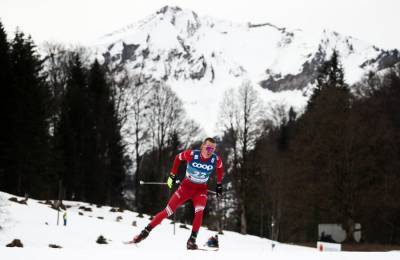 Александр Большунов - Тереза Йохауг - Татьяна Сорина - Большунов стал четвертым в лыжной гонке на 15 км на ЧМ - m24.ru - Норвегия