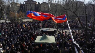 Гегам Манукян - Вазген Манукян - Армянская оппозиция заявила о возбуждении дела против её лидера - russian.rt.com