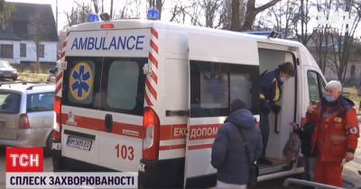 Тяжелые пневмонии и запутанность сознания: врач рассказал, как изменился ход заболевания COVID-19 - tsn.ua - Львов