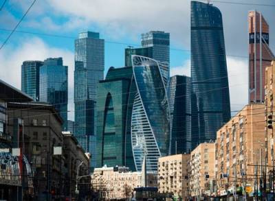 Дмитрий Песков - В Кремле считают новые санкции против граждан России вмешательством в дела страны - smartmoney.one - Москва
