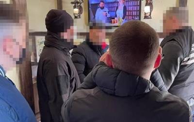 Во Львове иностранец пытался подкупить СБУшника - korrespondent.net - Львов