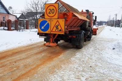 Городские службы борются с гололёдом на улично-дорожной сети Липецка - lipetskmedia.ru - Липецк