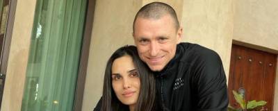 Павел Мамаев - Алана Мамаева - Жена футболиста Мамаева обвинила мужа в измене - runews24.ru - Испания