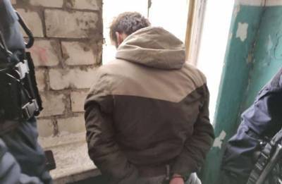 На Луганщине мужчина с ножом напал на полицейского - lenta.ua