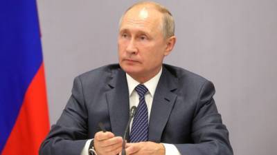 Владимир Путин - Михаил Мишустин - Эльвира Набиуллина - Закон о плавающих ставках по кредитам примут в России по поручению Путина - politros.com