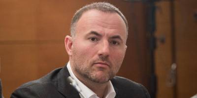 Владимир Зеленский - Павел Фукс - Издание Obozrevatel сообщило о попытке рейдерского захвата со стороны Павла Фукса. Бизнесмен отрицает обвинения - nv.ua - Киев