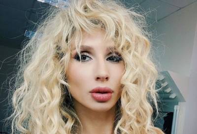 Светлана Лобода - Белокурая Лобода в кожаных штанах заставила поклонников визжать от восторга: «Вас ждет особенное…» - sport.politeka.net