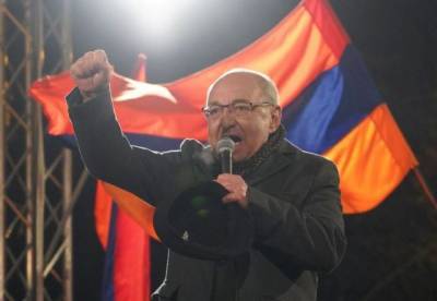 Вазген Манукян - Лидер оппозиции Армении назвал выдвинутые против него обвинения ерундой - aif.ru - Ереван