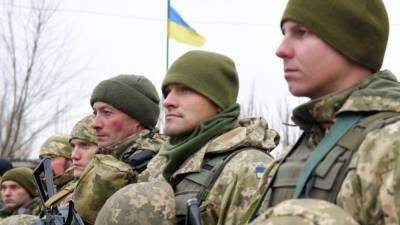 Владимир Зеленский - Руслан Хомчак - Генштаб ВС Украины назвал маловероятной войну с Россией - riafan.ru - Москва - Киев
