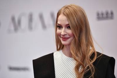 Светлана Ходченкова - Ходченкову отправили на операцию ради роли в фильме на МКС - lenta.ru