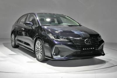 В продажу поступила самая большая Toyota Corolla (ФОТО) - enovosty.com