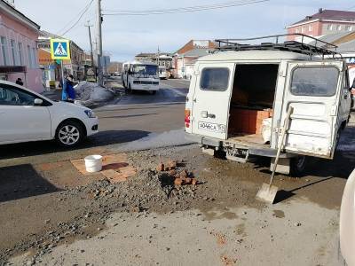 Кирпичная мозаика. Как в Кунгуре идет ямочный ремонт? - iskra-kungur.ru - Пермь