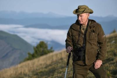Владимир Путин - Дмитрий Песков - Путин после завершения прививочного цикла начнет активно передвигаться по стране - interfax-russia.ru