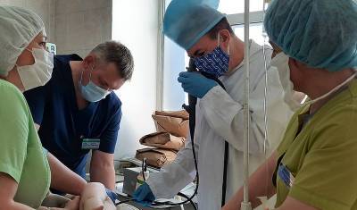 В Ишиме врачи помогли двум юным пациентам, подавившимся косточкой - nashgorod.ru