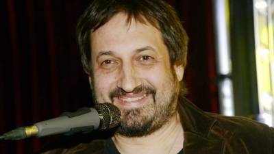 «Все рухнуло»: Режиссер Берсенев рассказал, как «завалил» первый клип Зарецкому - 5-tv.ru