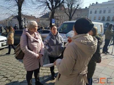 В Черновцах протест против "незаконного карантина" - news.bigmir.net - Черновцы
